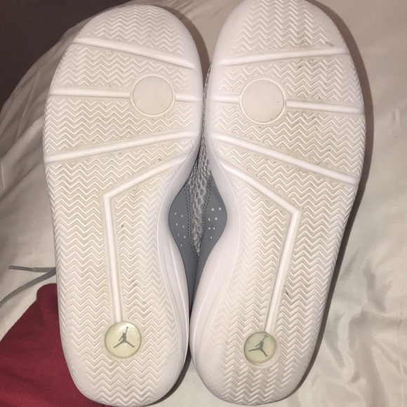 grey JORDANS - Picture 7 of 7